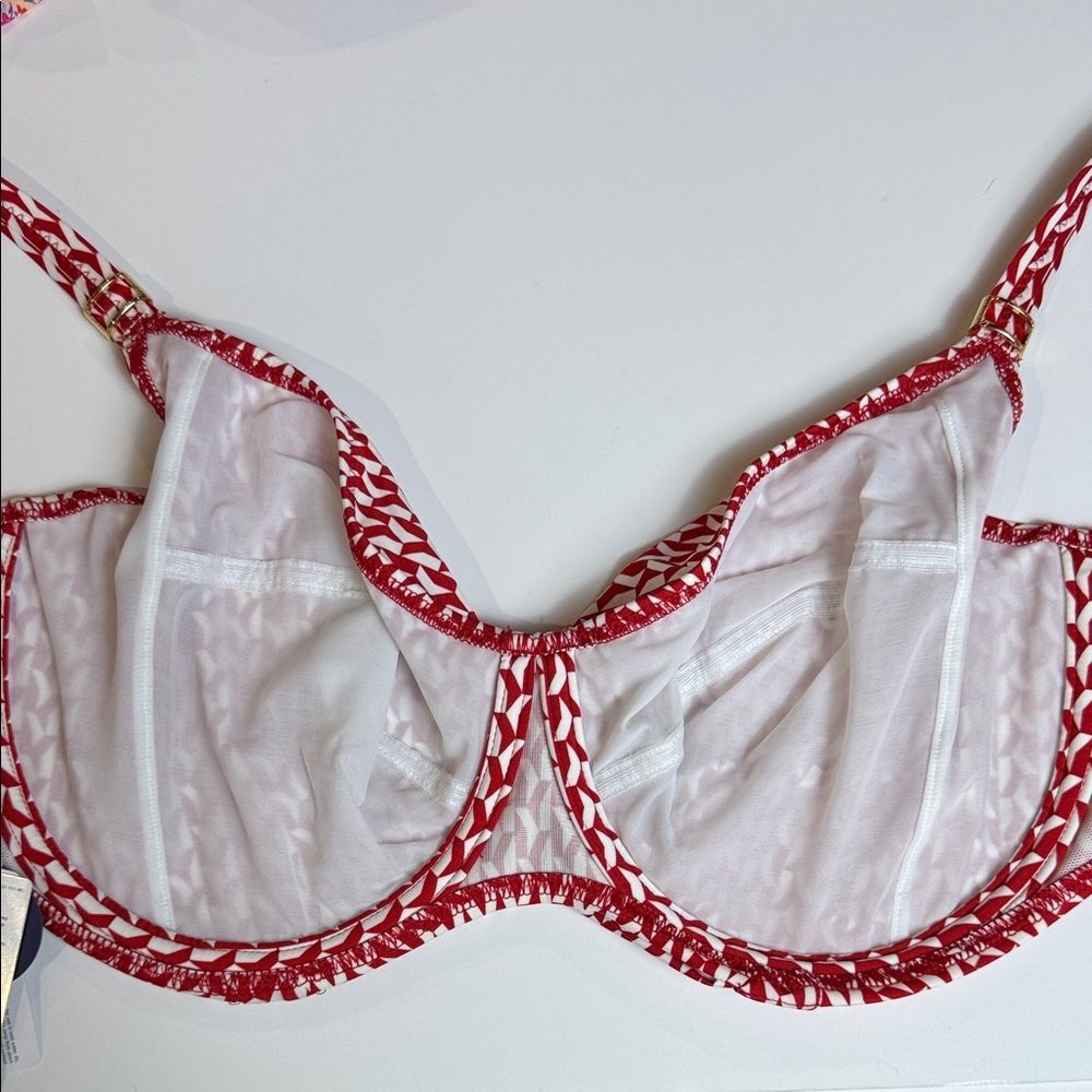 Fantasie Red and White Patterned Bikini Top, Size 32 - NWT - Picture 13 of 15